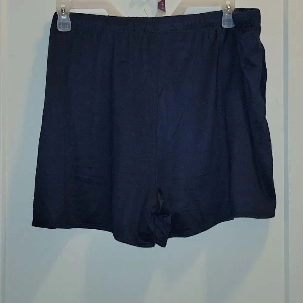 NWT Womans Disney Lilo and Stitch Lounge Shorts 2x and 3x